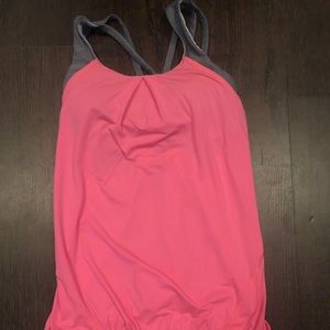 Lululemon workout tank